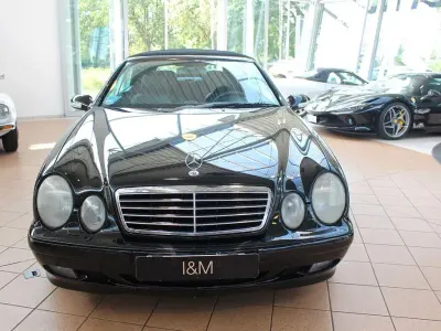 Gebraucht Mercedes CLK320 Avantgarde 218 PS (160 kW) 2001 Schwarz Cabrio