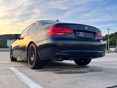 BMW 325