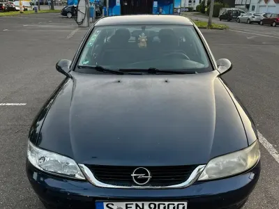 Gebraucht Opel Vectra 115 PS (84 kW) 2000 Blau Limousine