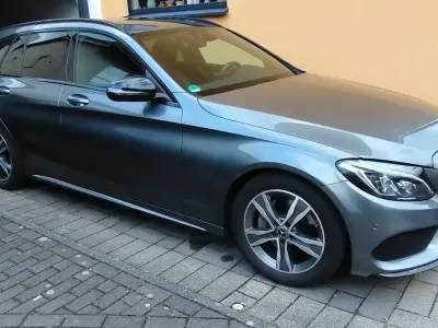 Gebraucht Mercedes C180 AMG line 156 PS (114 kW) 2017 Grau Kombi