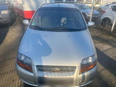 Begagnad Chevrolet Kalos SE 94 HK (69 kW) 2005 Silver Halvkombi