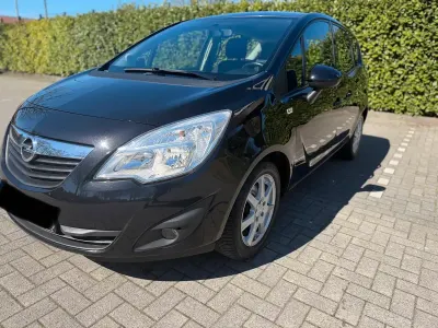 Brugt Opel Meriva 101 HK (74 kW) 2011 Sort MPV