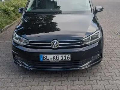 Gebraucht VW Touran Sound 150 PS (110 kW) 2017 Schwarz Van / Kleinbus
