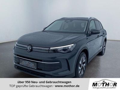 Neu VW Tiguan Life 150 PS (110 kW) 2025 Delfingrau SUV