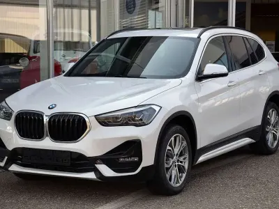 Gebraucht BMW X1 Sport Line 150 PS (110 kW) 2021 Mineralweiss SUV