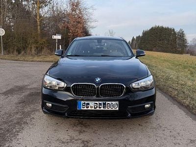 Gebraucht BMW 116 Advantage 109 PS (80 kW) 2016 Schwarz Kleinwagen