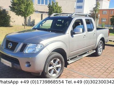 Gebraucht Nissan Navara Platinum 190 PS (139 kW) 2015 Grau Abholung