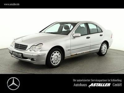 Brillantsilber lack Gebraucht 2003 Mercedes C200 Classic Limousine | 1.600 € (Guter Preis)