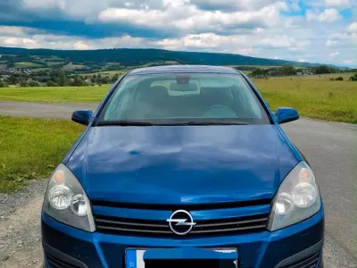 Gebraucht Opel Astra 125 PS (91 kW) 2004 Blau Kleinwagen