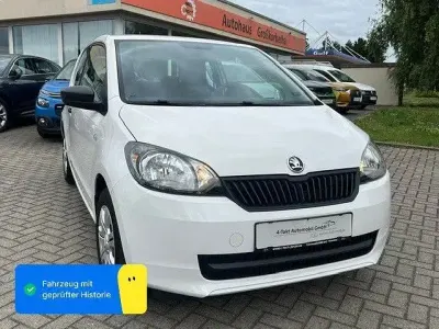 Gebraucht Skoda Citigo Active 60 PS (44 kW) 2015 Weiß Kleinwagen
