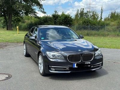 BMW 740