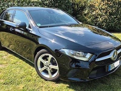 Usata Mercedes A180 Style 136 CV (100 kW) 2019 Nero Berlina