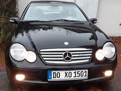 Gebraucht Mercedes C180 129 PS (94 kW) 2001 Schwarz Coupé