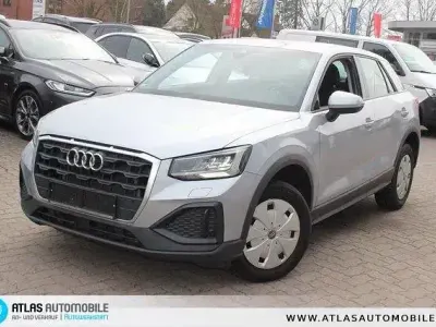 Używany Audi Q2 Advanced 150 KM (110 kW) 2022 Srebrny SUV