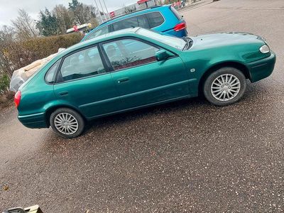 Gebraucht Toyota Corolla 80 PS (58 kW) 2002 Kleinwagen
