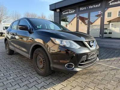 Gebraucht Nissan Qashqai Acenta 116 PS (85 kW) 2014 Schwarz SUV