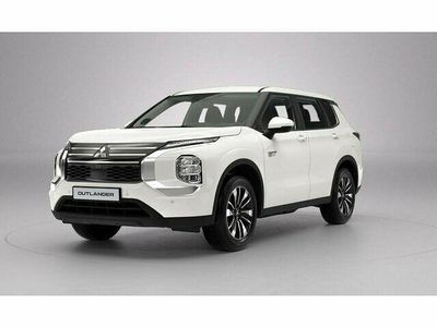 Gebraucht Mitsubishi Outlander P-HEV Basis 306 PS (225 kW) 2022 Weiß SUV