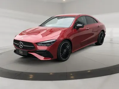 Gebraucht Mercedes CLA200 AMG 150 PS (110 kW) 2025 Manufaktur patagonienrot metallic Coupé
