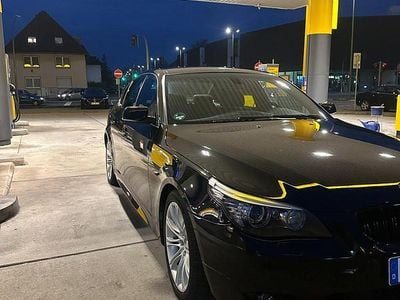Schwarz Gebraucht 2008 BMW 530 Limousine | 12.000 €
