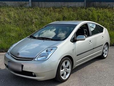 Second-hand Toyota Prius 57 CP (41 kW) 2004 Gri Hatchback