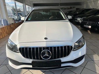 Gebraucht Mercedes E220 194 PS (142 kW) 2018 Weiß Limousine