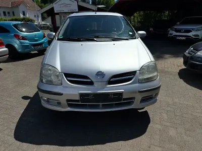 Gebraucht Nissan Almera Tino Acenta 116 PS (85 kW) 2005 Silber Van / Kleinbus