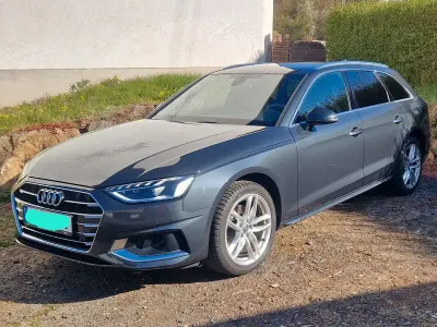 Używany Audi A4 Advanced 136 KM (100 kW) 2020 Szary Kombi