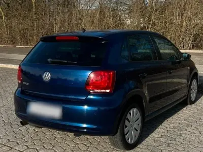 Gebraucht VW Polo Match 90 PS (66 kW) 2012 Blau Kleinwagen