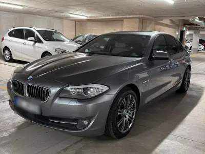 Gebraucht BMW 530 Performance 245 PS (180 kW) 2010 Grün Limousine