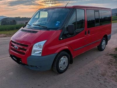 Begagnad Ford Transit 140 HK (102 kW) 2011 Röd Minibuss