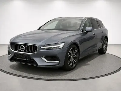 Gebraucht Volvo V60 Inscription 392 PS (288 kW) 2019 Grau Kombi
