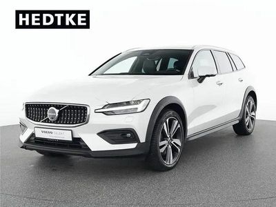 Usata Volvo V60 CC Ultimate 197 CV (144 kW) 2023 Bianco Station wagon