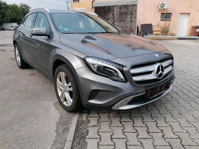 Mercedes GLA200