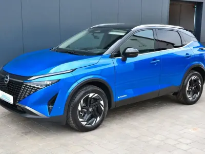 Neu Nissan Qashqai N-Connecta 158 PS (116 kW) 2025 Schwarz SUV