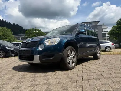 Gebraucht Skoda Yeti Elegance 110 PS (80 kW) 2012 Lavablau metallic SUV