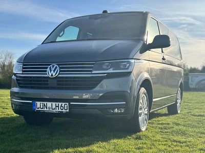 Usado VW Multivan Comfortline 150 HP (110 kW) 2021 Cinzento Monovolume