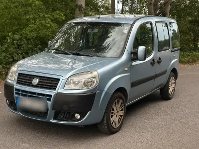 Gebraucht Fiat Doblò 105 PS (77 kW) 2007 Blau Van / Kleinbus