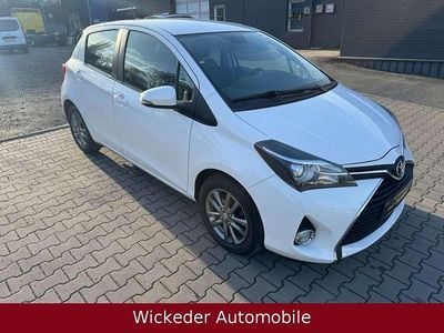 Gebraucht Toyota Yaris Comfort 99 PS (72 kW) 2015 Weiß Kleinwagen