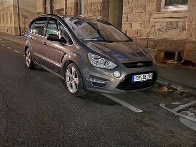 Gebraucht Ford S-MAX S 163 PS (119 kW) 2012 Braun Van / Kleinbus