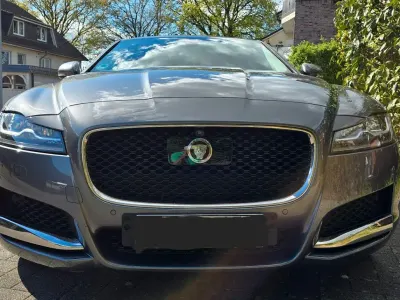 Gebraucht Jaguar XF Portfolio 300 PS (220 kW) 2016 Grau Limousine