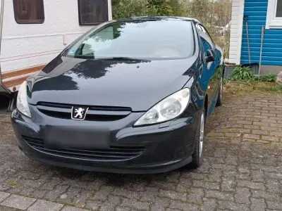 Gebraucht Peugeot 307 CC 136 PS (100 kW) 2004 Schwarz Cabrio