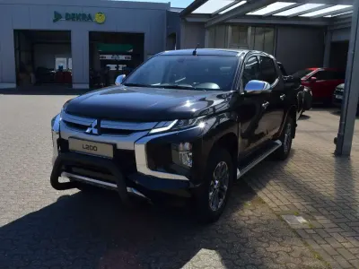 Second-hand Mitsubishi L200 Select 150 CP (110 kW) 2021 Negru Pickup
