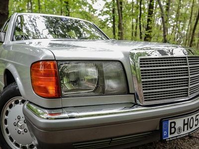 Usata Mercedes S300 SE 179 CV (131 kW) 1988 Argento Berlina