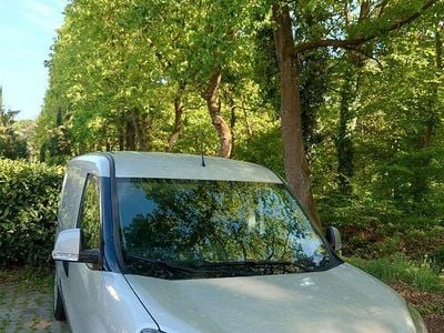 Usata Fiat Doblò Lounge 95 CV (69 kW) 2019 Argento Monovolume