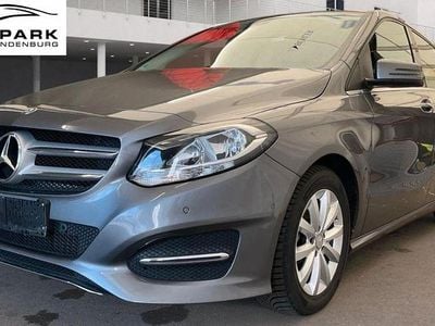 Gebraucht Mercedes B180 Style 122 PS (89 kW) 2015 Grau Van / Kleinbus