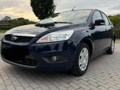Gebraucht Ford Focus 100 PS (73 kW) 2009 Blau Kleinwagen