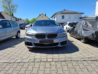 Gebraucht BMW M550 Performance 400 PS (294 kW) 2018 Blau Limousine