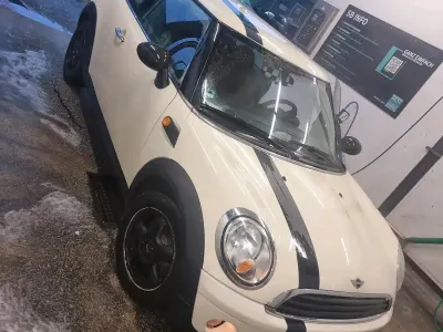 Brugt Mini ONE Sport 75 HK (55 kW) 2009 Hvid Hatchback
