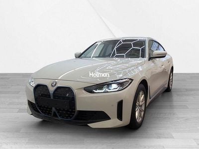 Second-hand BMW i4 Sport Line 250 kW (340 CP) 2023 Alb Berlinǎ