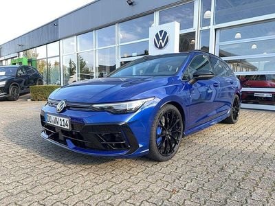 Usata VW Golf VIII R 333 CV (244 kW) 2025 Blu Station wagon